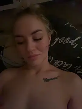 Snapshot of DreamGirl-777 chatting on January 2025 12:05:02 PM DreamGirl-777 online show from January 2025 12:05:02 PM