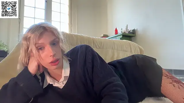 Snapshot of AliceSnowCatt chatting on April 2026 05:04:02 PM AliceSnowCatt online show from April 2026 05:04:02 PM