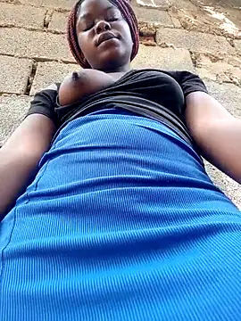 Snapshot of Sarie_sho chatting on March 2025 10:21:02 AM Sarie sho online show from March 2025 10:21:02 AM