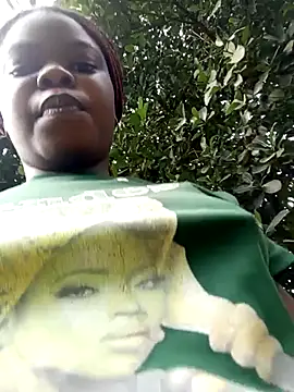 Snapshot of Sarie_sho chatting on March 2025 07:25:02 AM Sarie sho online show from March 2025 07:25:02 AM