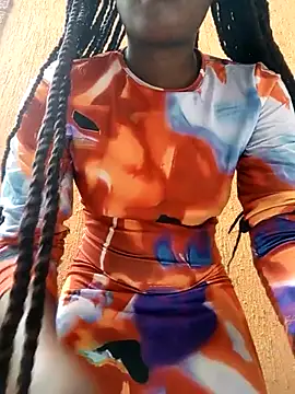 Snapshot of Sarie_sho chatting on October 2025 07:31:02 AM Sarie sho online show from October 2025 07:31:02 AM