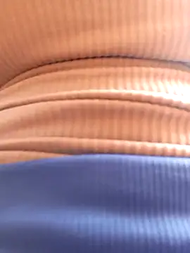 Snapshot of Sarie_sho chatting on November 2025 06:02:02 AM Sarie sho online show from November 2025 06:02:02 AM