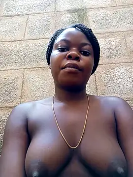 Snapshot of Sarie_sho chatting on November 2025 06:16:02 AM Sarie sho online show from November 2025 06:16:02 AM