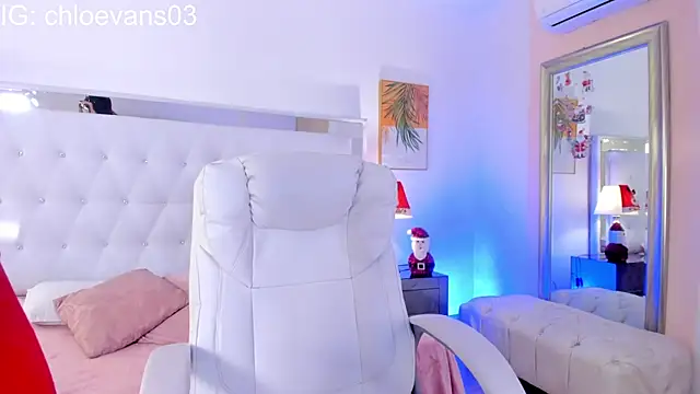 Chloe evans   online show from December 2025 11:36:02 AM