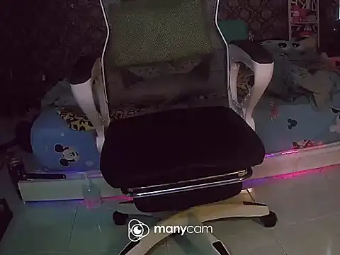 Snapshot of long18cmHFxxx chatting on March 2026 07:02:01 AM long18cmHFxxx online show from March 2026 07:02:01 AM