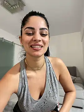 Snapshot of _adelle chatting on January 2025 11:37:01 AM adelle online show from January 2025 11:37:01 AM