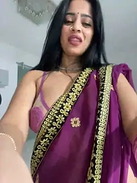 Snapshot of _adelle chatting on February 2025 11:01:02 AM adelle online show from February 2025 11:01:02 AM