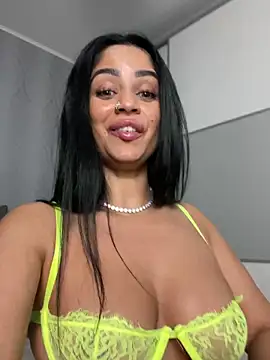 Snapshot of _adelle chatting on March 2025 12:11:01 PM adelle online show from March 2025 12:11:01 PM