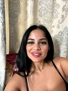 Snapshot of _adelle chatting on November 2025 11:42:02 AM adelle online show from November 2025 11:42:02 AM