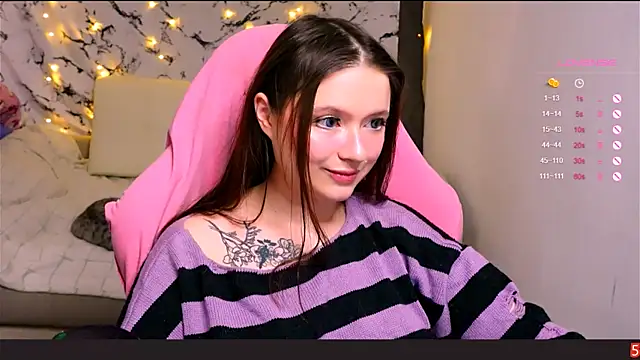 me  hanna online show from February 2025 10:15:02 PM