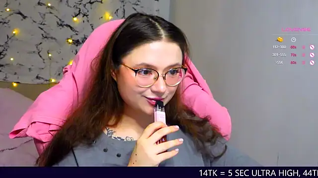 me  hanna online show from March 2025 10:18:02 PM