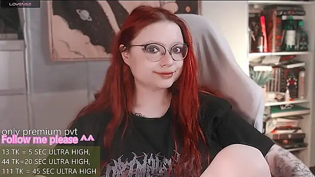 Snapshot of me__hanna chatting on May 2026 02:38:01 AM me hanna online show from May 2026 02:38:01 AM