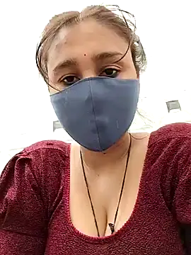 Snapshot of Archna-ji chatting on February 2025 05:36:01 AM Archna-ji online show from February 2025 05:36:01 AM