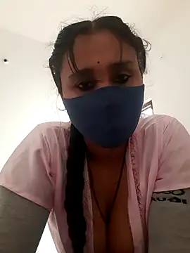 Snapshot of Archna-ji chatting on February 2025 05:16:01 AM Archna-ji online show from February 2025 05:16:01 AM