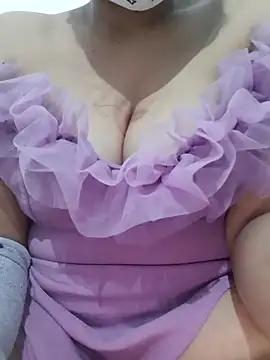 Snapshot of Archna-ji chatting on March 2025 11:29:02 AM Archna-ji online show from March 2025 11:29:02 AM