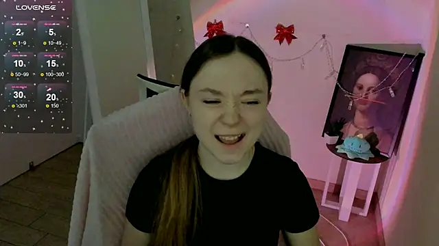 Snapshot of Florence_meow chatting on February 2025 05:09:01 PM Florence meow online show from February 2025 05:09:01 PM