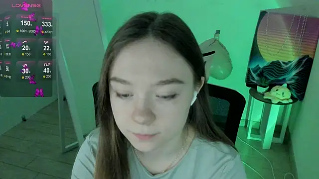 Snapshot of Florence_meow chatting on March 2025 07:30:01 AM Florence meow online show from March 2025 07:30:01 AM