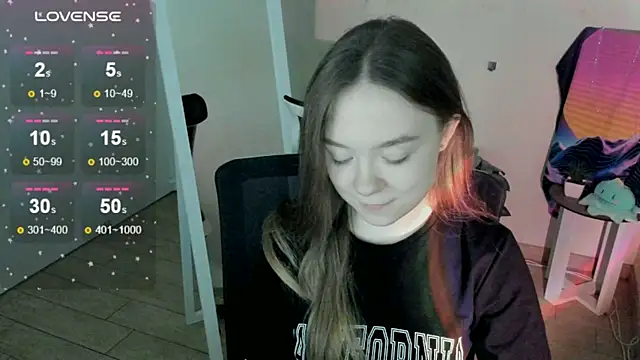 Snapshot of Florence_meow chatting on September 2025 06:37:01 AM Florence meow online show from September 2025 06:37:01 AM