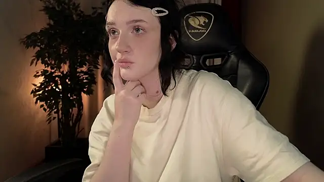 ELLIEJAY online show from October 2025 05:16:02 AM