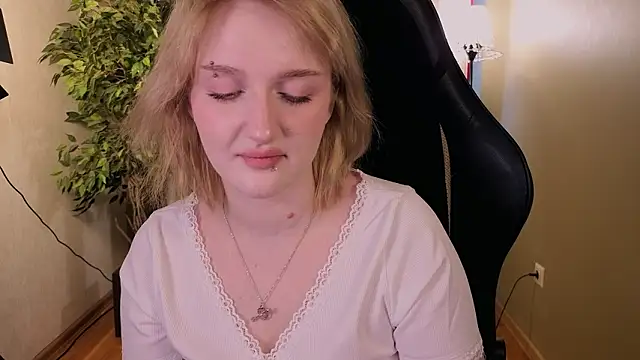 ELLIEJAY online show from March 2026 05:11:01 AM