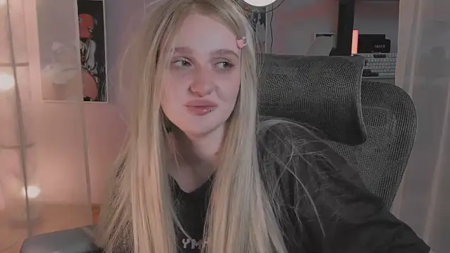 ELLIEJAY online show from May 2026 05:34:01 AM