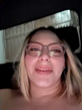 Snapshot of Valentina_St chatting on January 2025 10:52:01 PM Valentina St online show from January 2025 10:52:01 PM