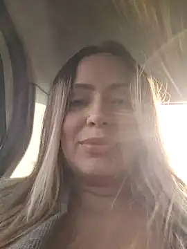 Snapshot of Valentina_St chatting on February 2025 09:46:02 PM Valentina St online show from February 2025 09:46:02 PM