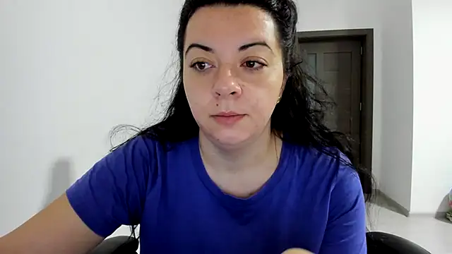 Snapshot of amiraisa11 chatting on December 2025 03:05:01 AM amiraisa11 online show from December 2025 03:05:01 AM