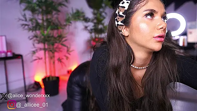 VanessaSimon online show from March 2025 06:07:02 AM