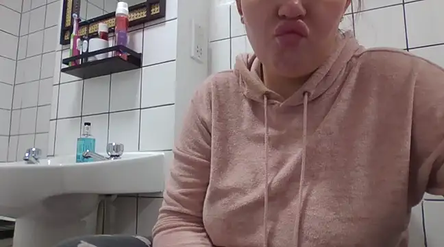 magical mia online show from January 2025 05:24:02 PM