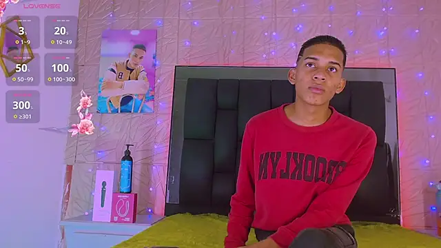 Snapshot of dilan_alfonzo chatting on December 2025 07:32:01 PM dilan alfonzo online show from December 2025 07:32:01 PM