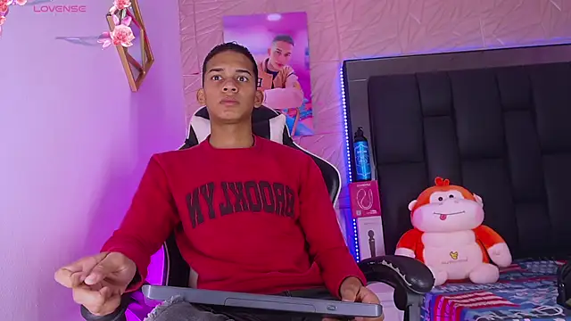 dilan alfonzo online show from March 2026 04:07:02 AM