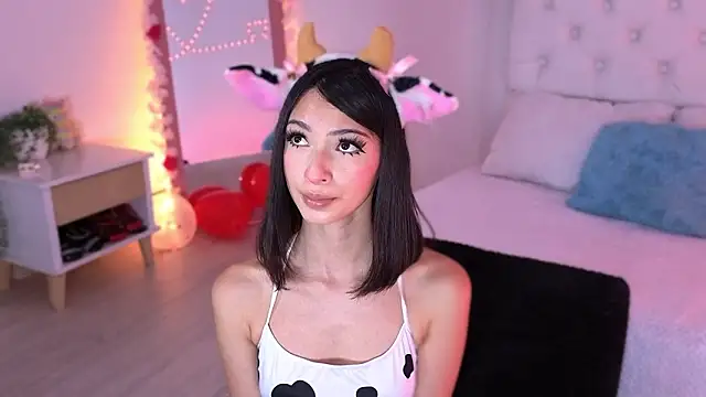 Snapshot of little_kawaiigirl_ chatting on February 2026 01:34:01 AM little kawaiigirl online show from February 2026 01:34:01 AM