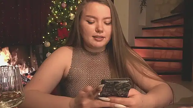 DaisyStacey online show from December 2024 11:06:02 PM