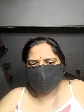 Nkumar173 online show from December 2025 04:36:01 PM