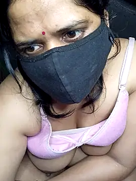 Nkumar173 online show from December 2025 04:25:02 PM