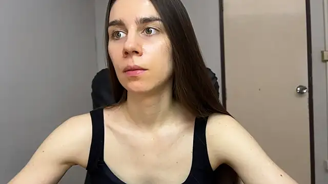 SassyJessi online show from March 2026 04:18:01 AM