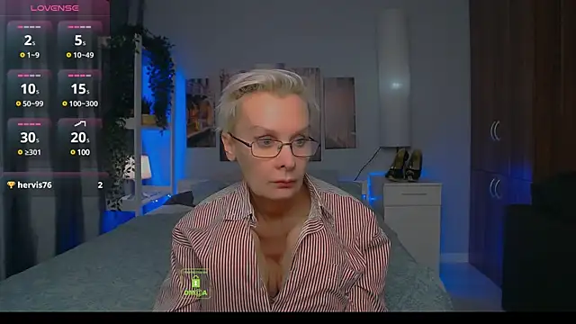 Snapshot of HelgaHimmell chatting on December 2024 07:38:02 PM HelgaHimmell online show from December 2024 07:38:02 PM