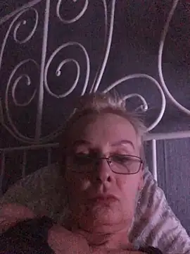 Snapshot of HelgaHimmell chatting on March 2026 04:13:01 PM HelgaHimmell online show from March 2026 04:13:01 PM