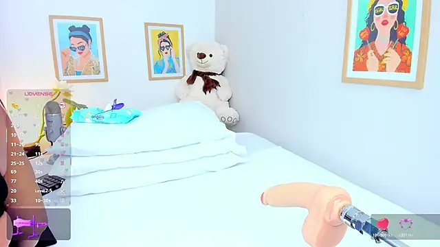 jasminnee  online show from February 2026 01:18:01 PM