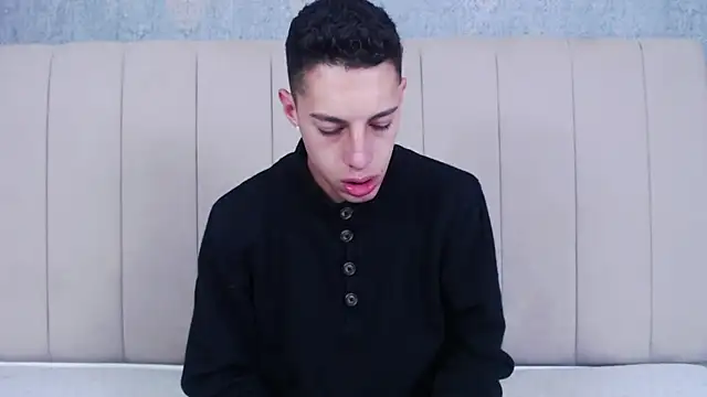 thiago19s online show from February 2025 07:33:02 PM