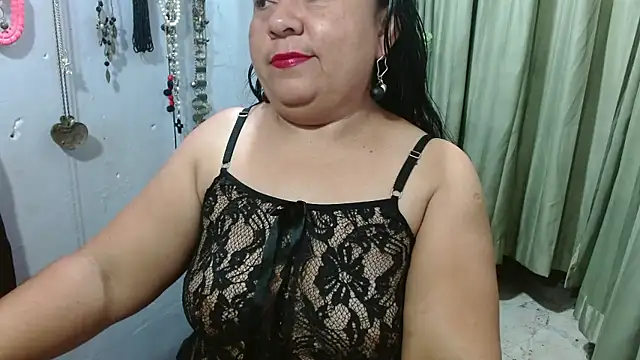 CanelaCollins online show from December 2025 06:41:02 AM