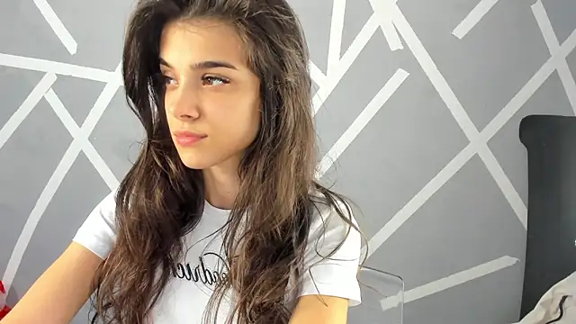 BabyAylin online show from December 2024 11:33:01 AM