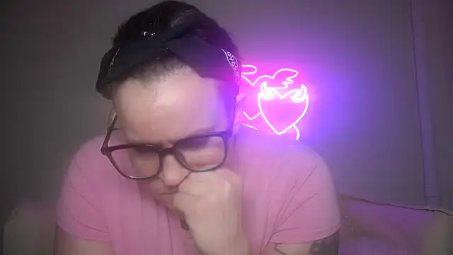 quinnmariexo online show from February 2026 06:35:02 PM