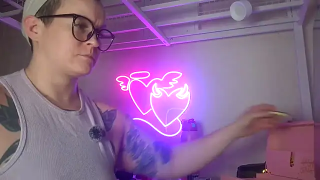 quinnmariexo online show from February 2026 05:26:01 AM