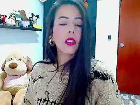 ella peck online show from December 2024 10:24:01 PM