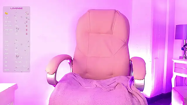 Snapshot of keily_gh1 chatting on December 2024 05:20:02 AM keily gh1 online show from December 2024 05:20:02 AM