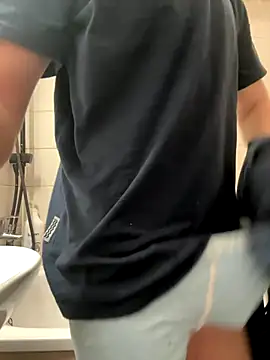 czruz online show from November 2025 02:28:01 PM