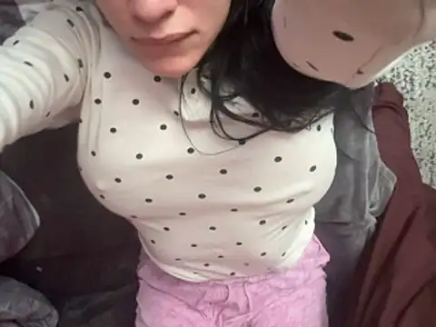 czruz online show from February 2026 07:02:02 AM