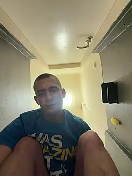 czruz online show from April 2026 05:01:02 AM